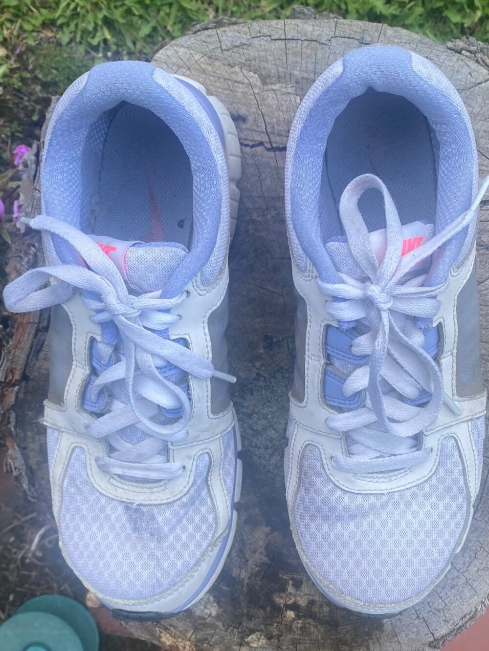 Women's Nike Dual Fusion Size 8.5 Running Shoes